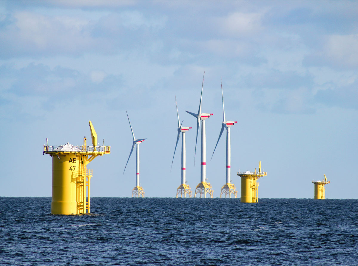 Offshore wind farm construction